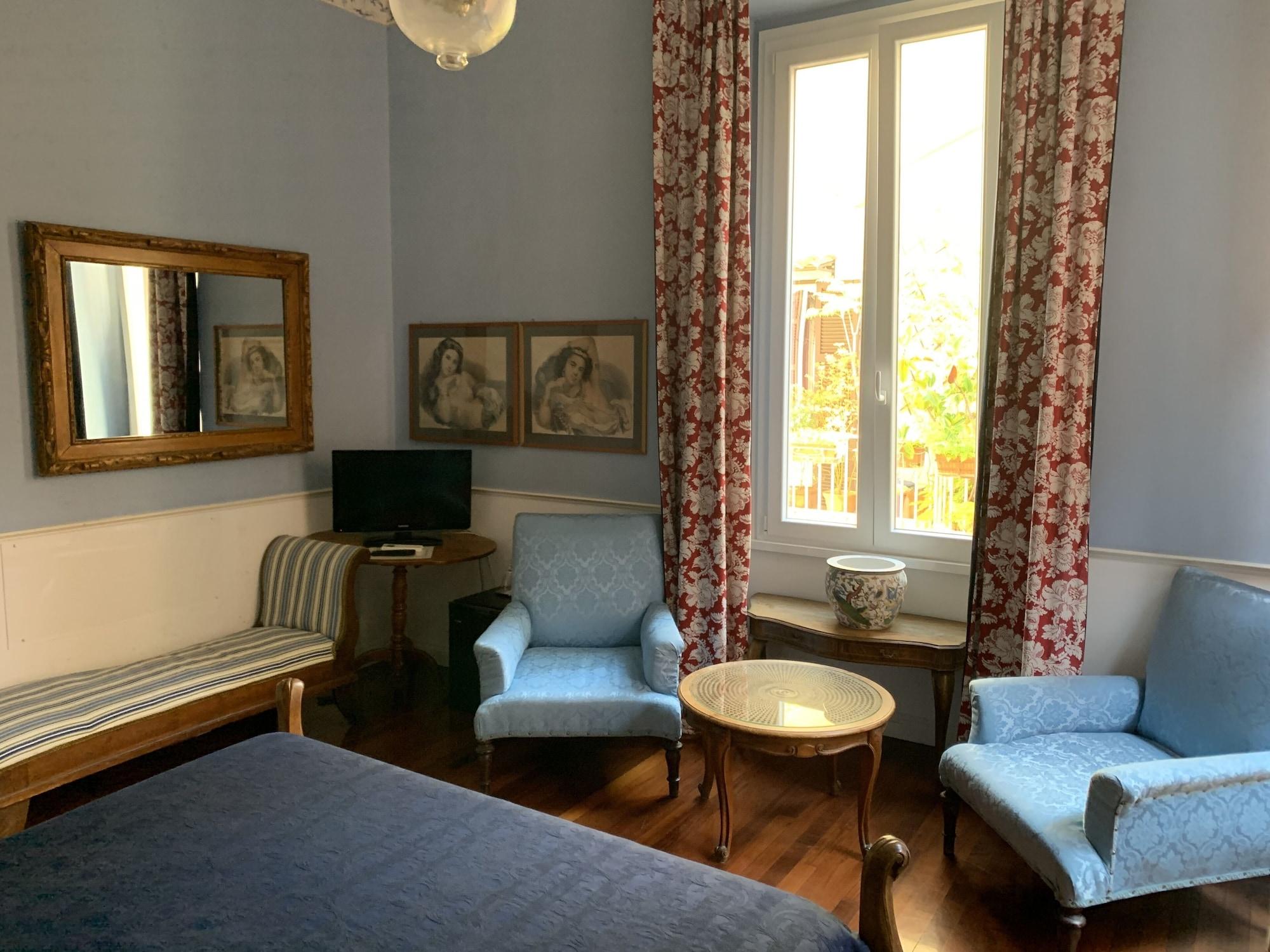 Relais Teatro Argentina Bed & Breakfast Rome Exterior photo