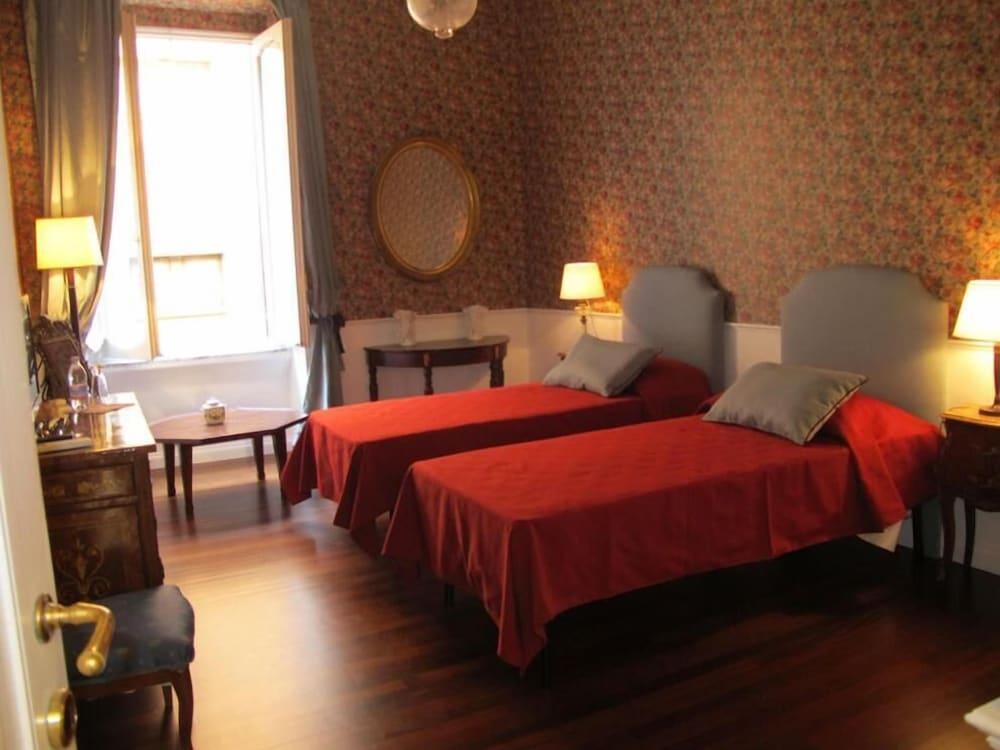 Relais Teatro Argentina Bed & Breakfast Rome Exterior photo